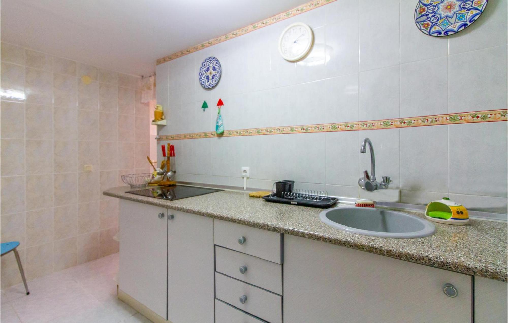 Stunning Apartment In Gandia With Kitchen Экстерьер фото