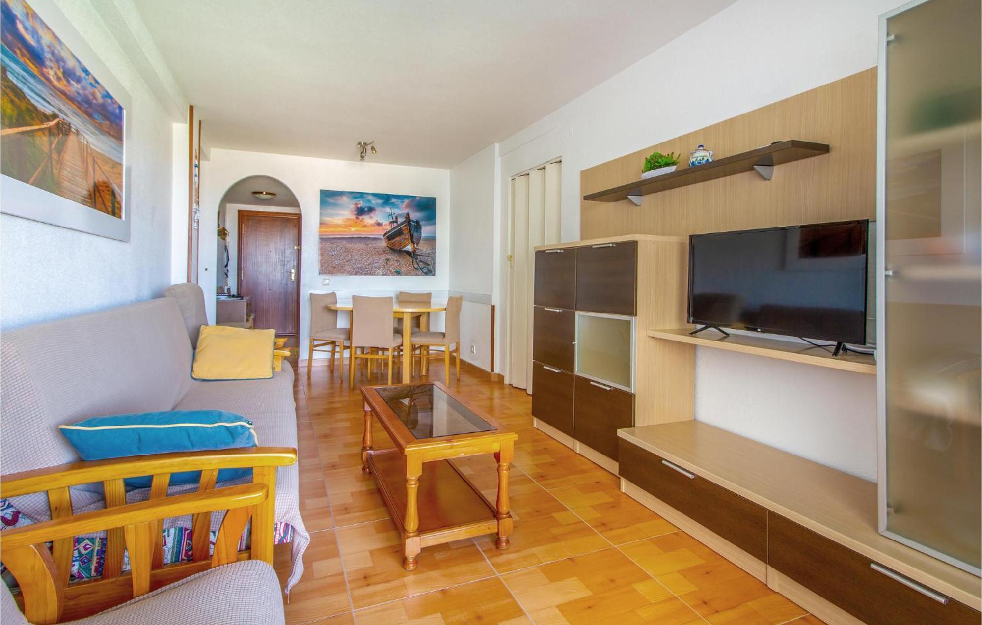 Stunning Apartment In Gandia With Kitchen Экстерьер фото