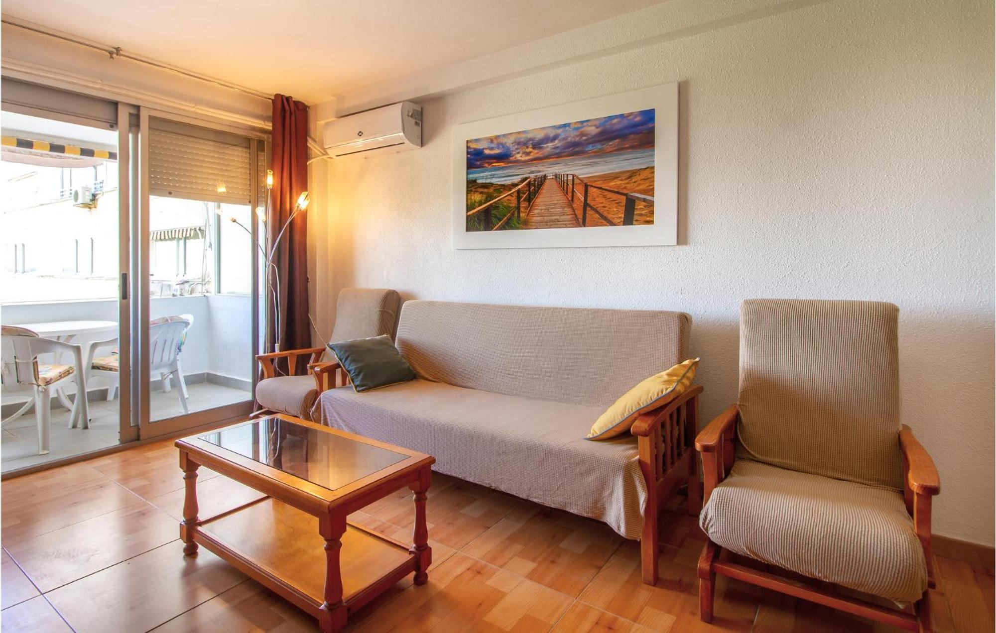 Stunning Apartment In Gandia With Kitchen Экстерьер фото