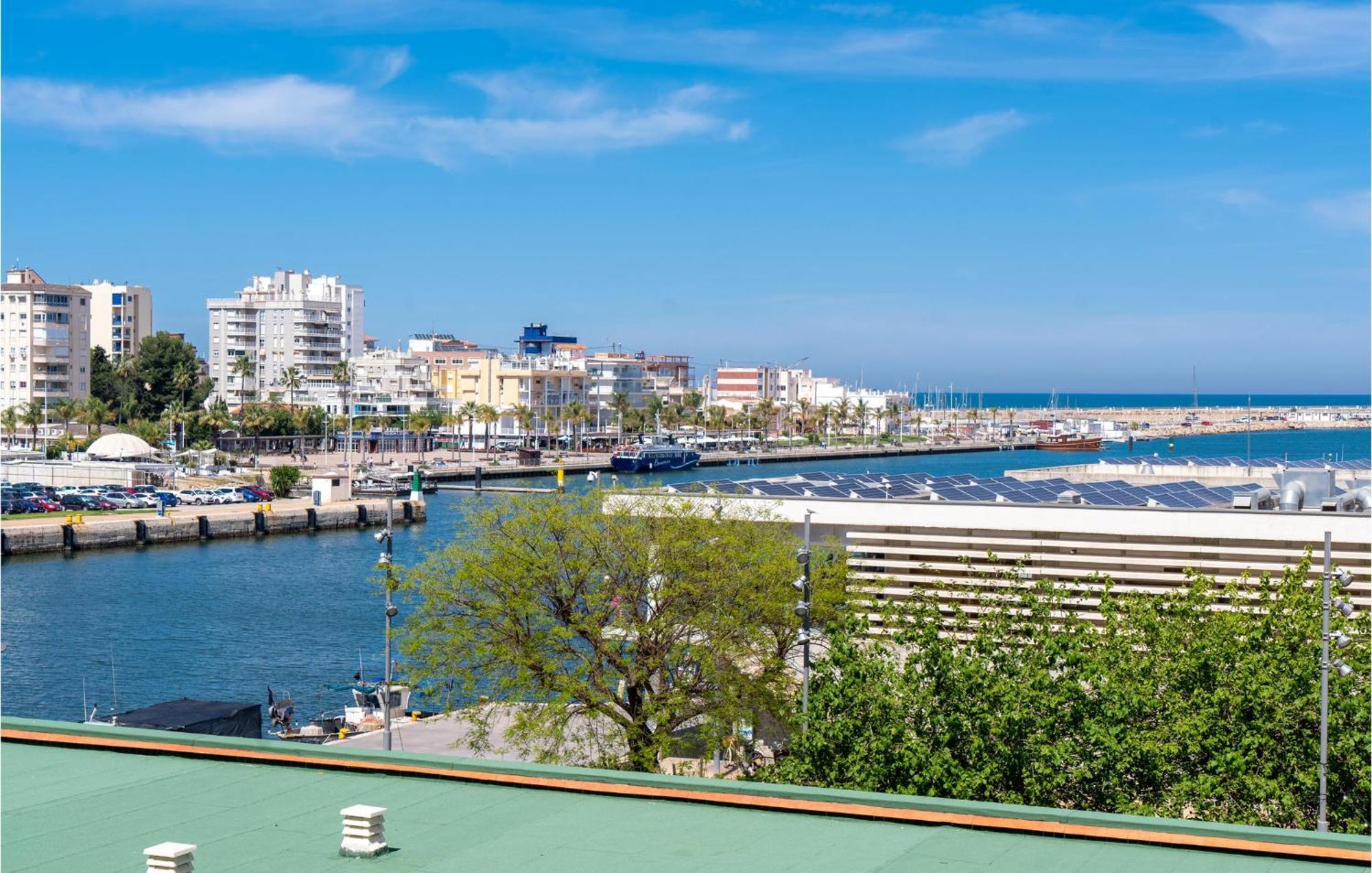 Stunning Apartment In Gandia With Kitchen Экстерьер фото